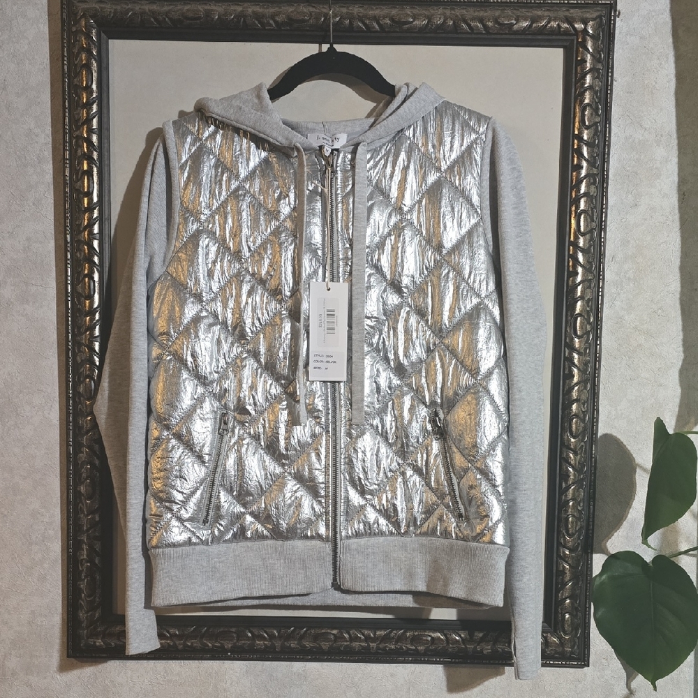 Society Metallic White and Gray Quilted Outerwear